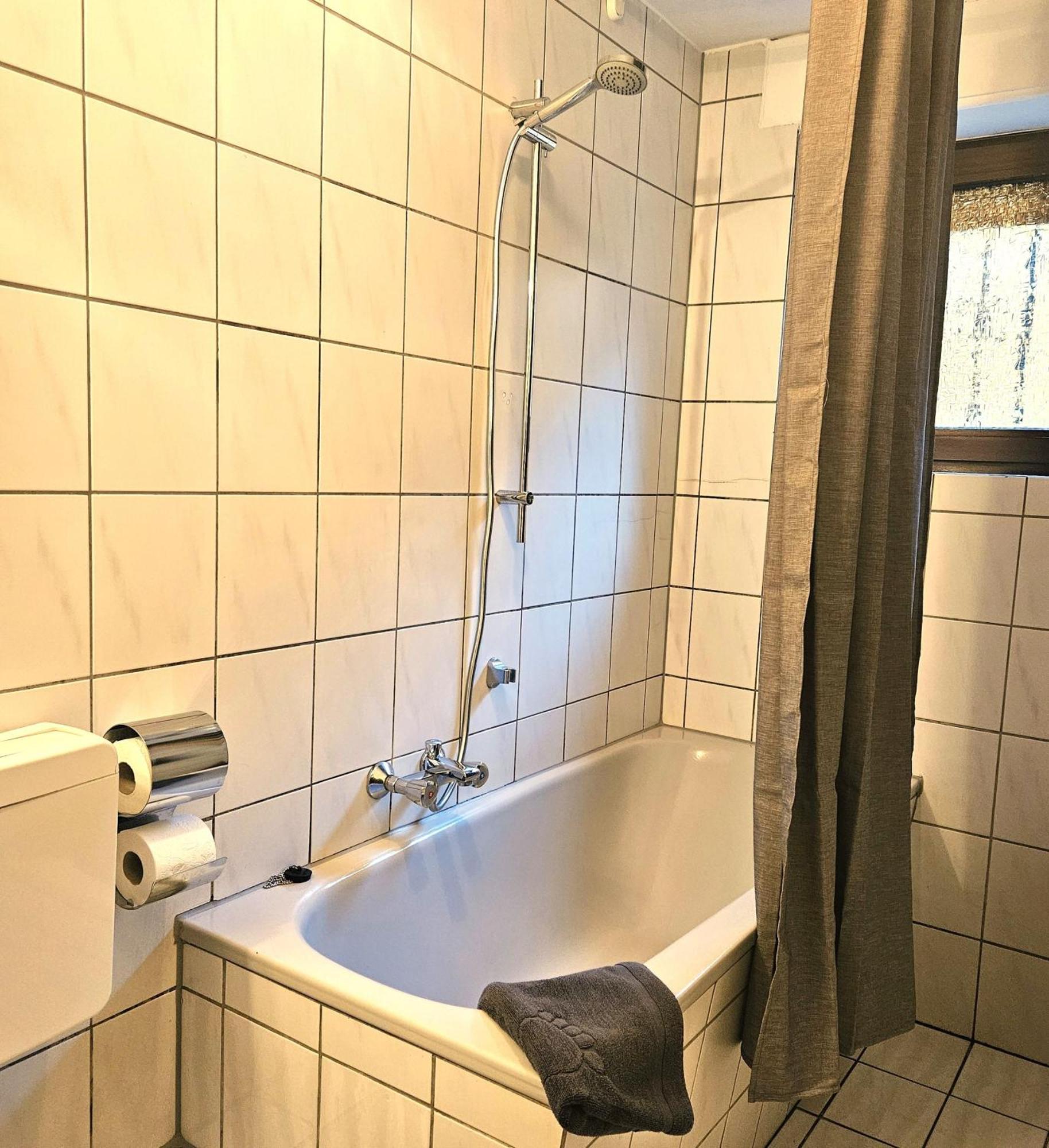 Haus Scheuten Hotel Duisburg Eksteriør bilde